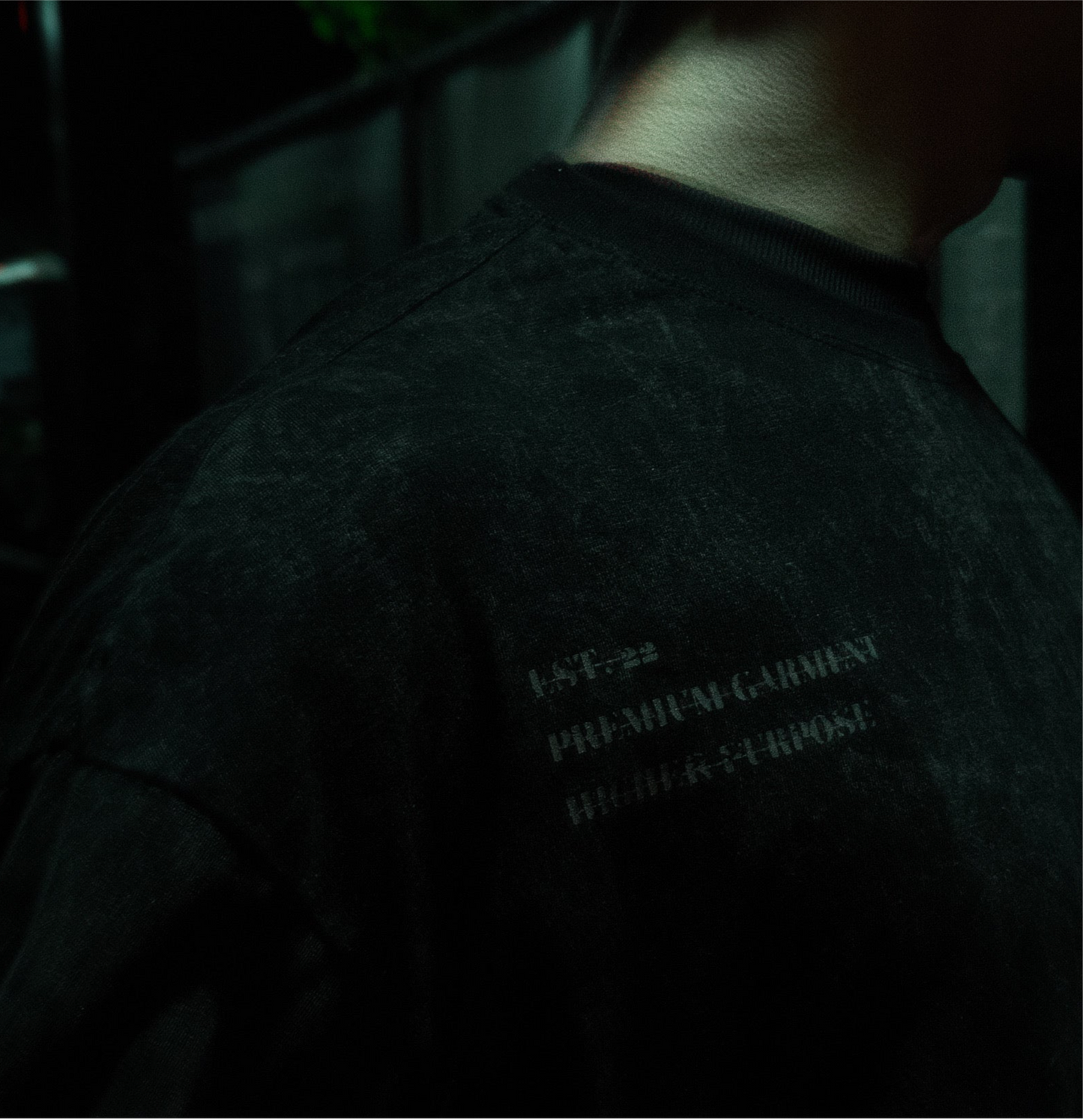 ROMAN GUARDIAN TEE